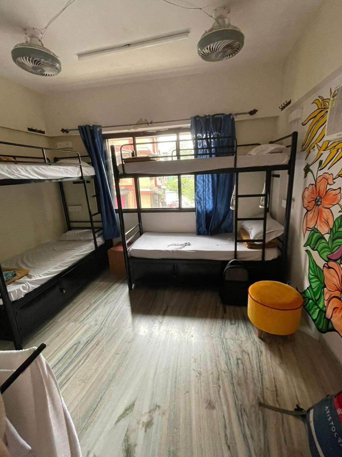 Krazy Solo Hostel Mumbai Exterior foto